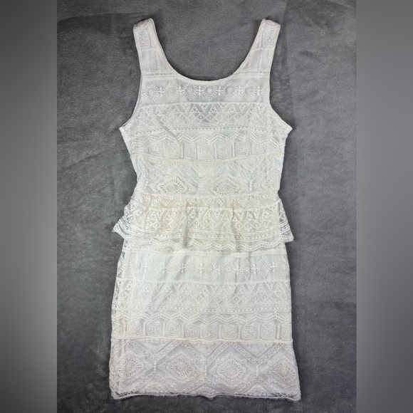 American Eagle Dress Womens 4 Mini Ivory Lace Ceremony Beach Wedding Church - Picture 1 of 4